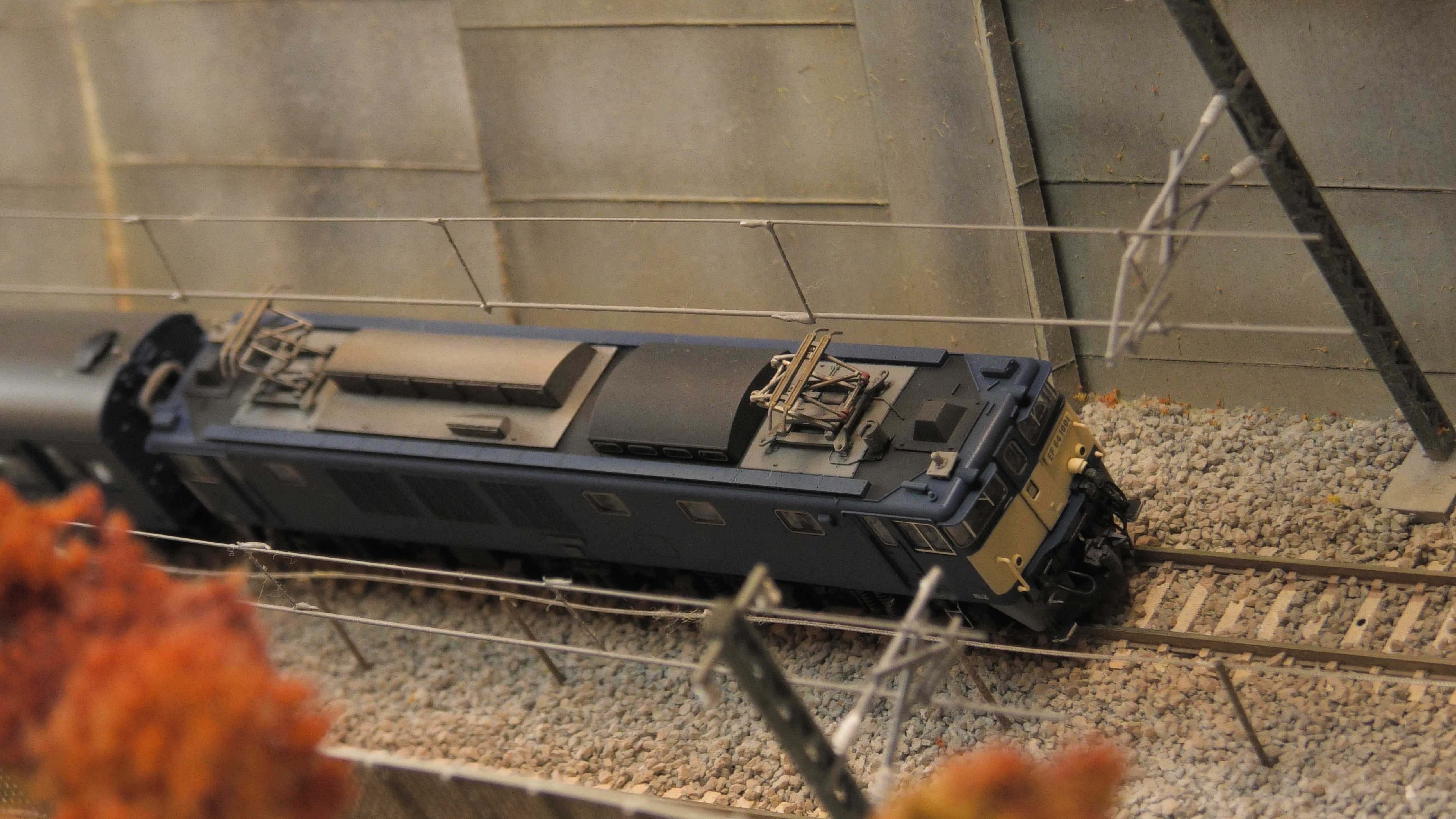 TOMIX EF64 1001号機のウェザリング加工 2025年も宜しくお願いいたし