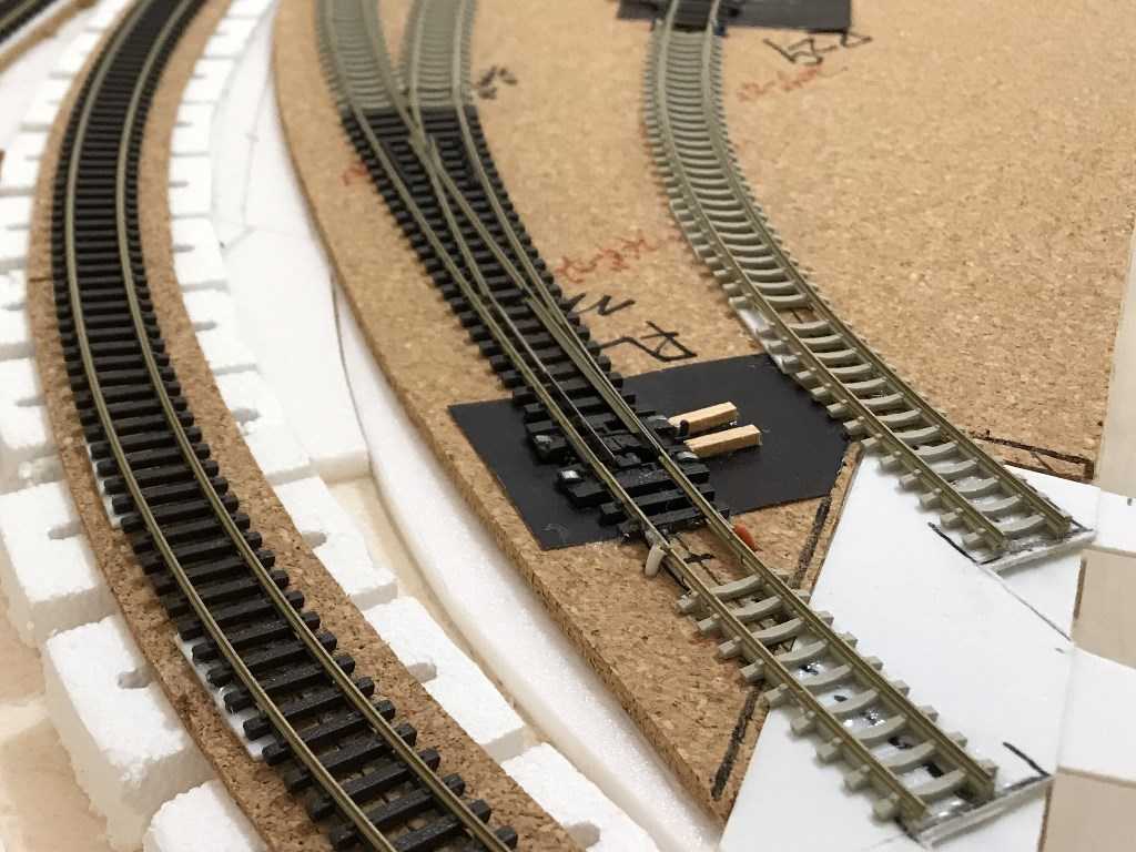 大逆転!?カーブポイント検討顛末記 - Nゲージレイアウト国鉄露太本線建設記