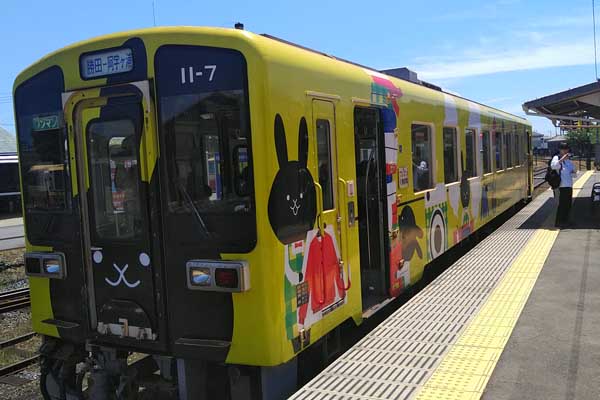 ひたちなか海浜鉄道湊線に乗って、那珂湊を散歩 | ちょっと自然な生活