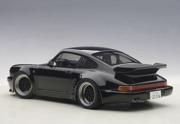 湾岸ミッドナイト「黒い怪鳥 ブラックバード」、1/18スケールモデル