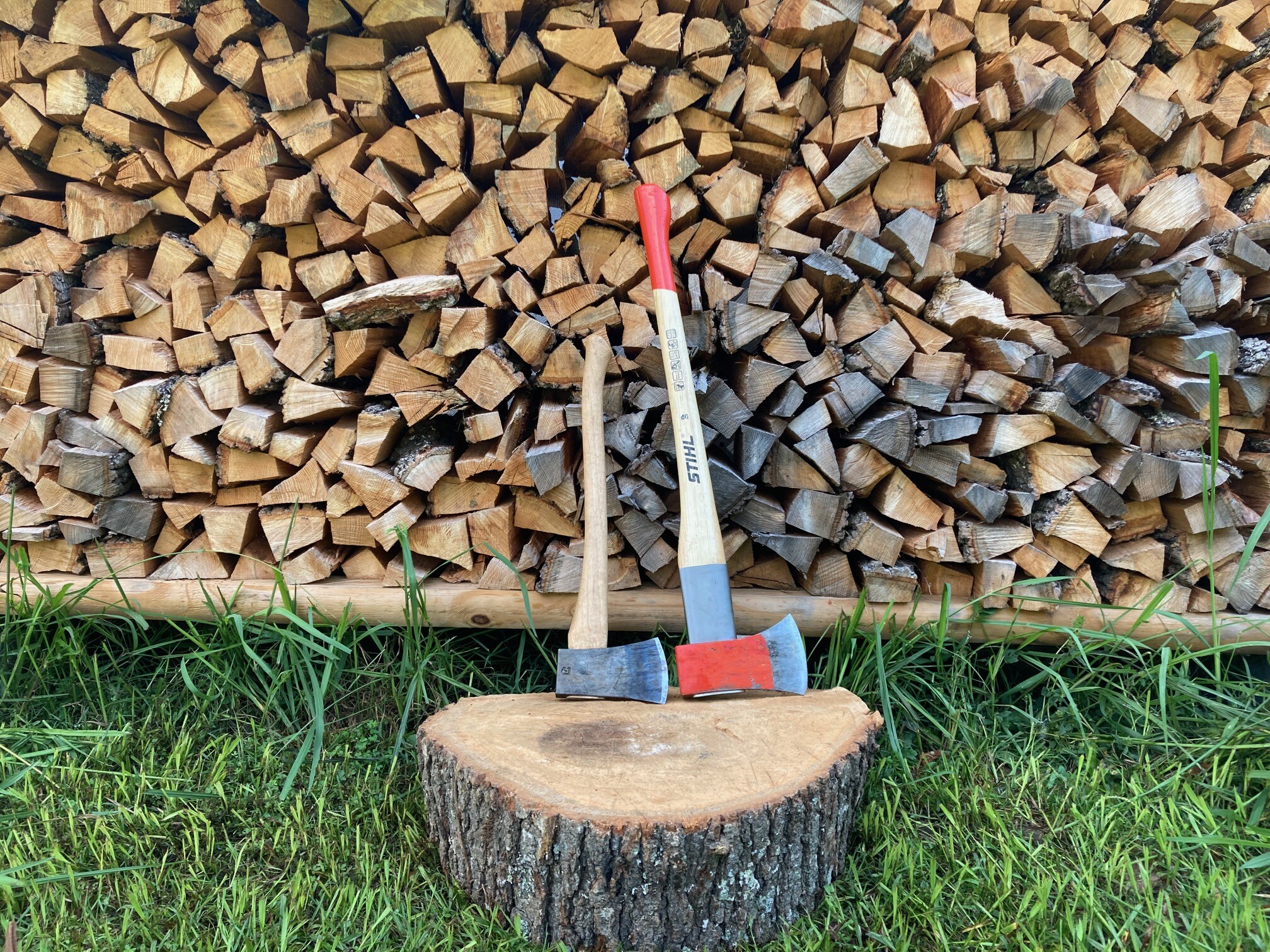 Firewood: Beginners Tips for Harvesting, Seasoning and Splitting