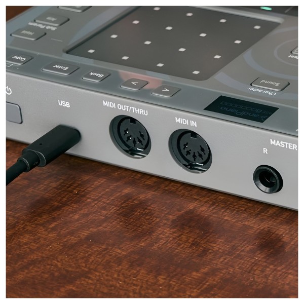 AlphaTheta Toraiz ChordCat Groovebox at Gear4music