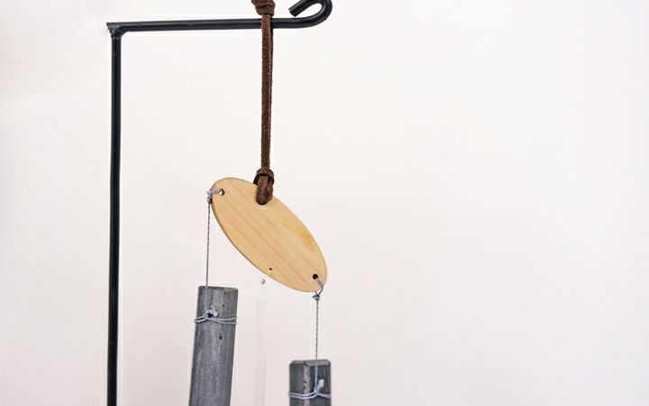 有)平井石産】サヌカイトの風鈴 ひのきト音記号 | 通販【栗林庵