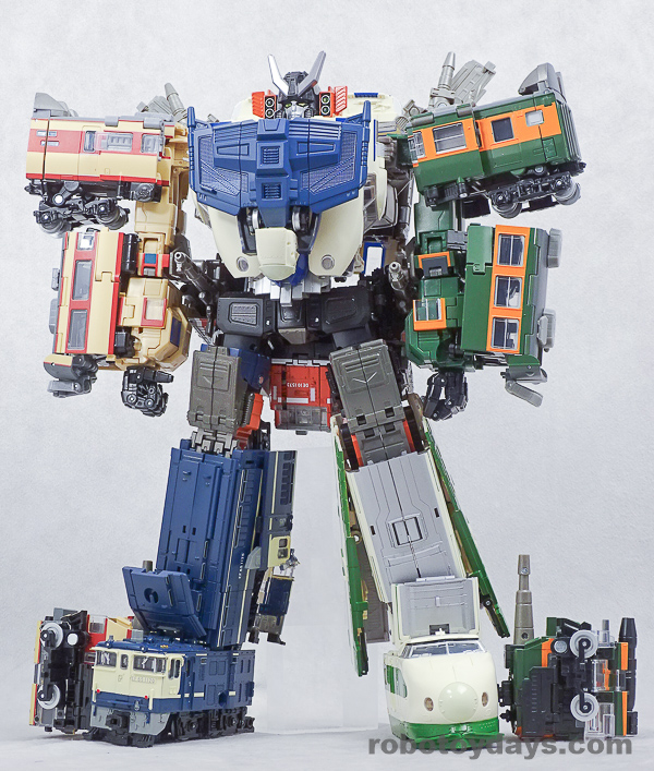 MPG トレインボット 重連合体戦士 ライデン (Trainbot Raiden