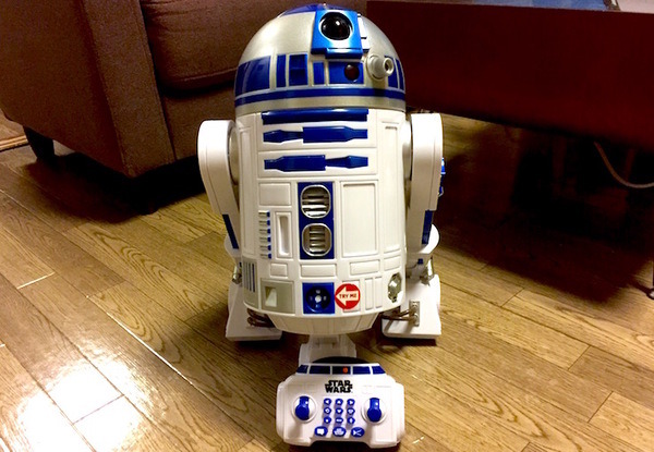 レビュー】スマートロボット R2−D2を動かしてみたよ！ | ロボスタ