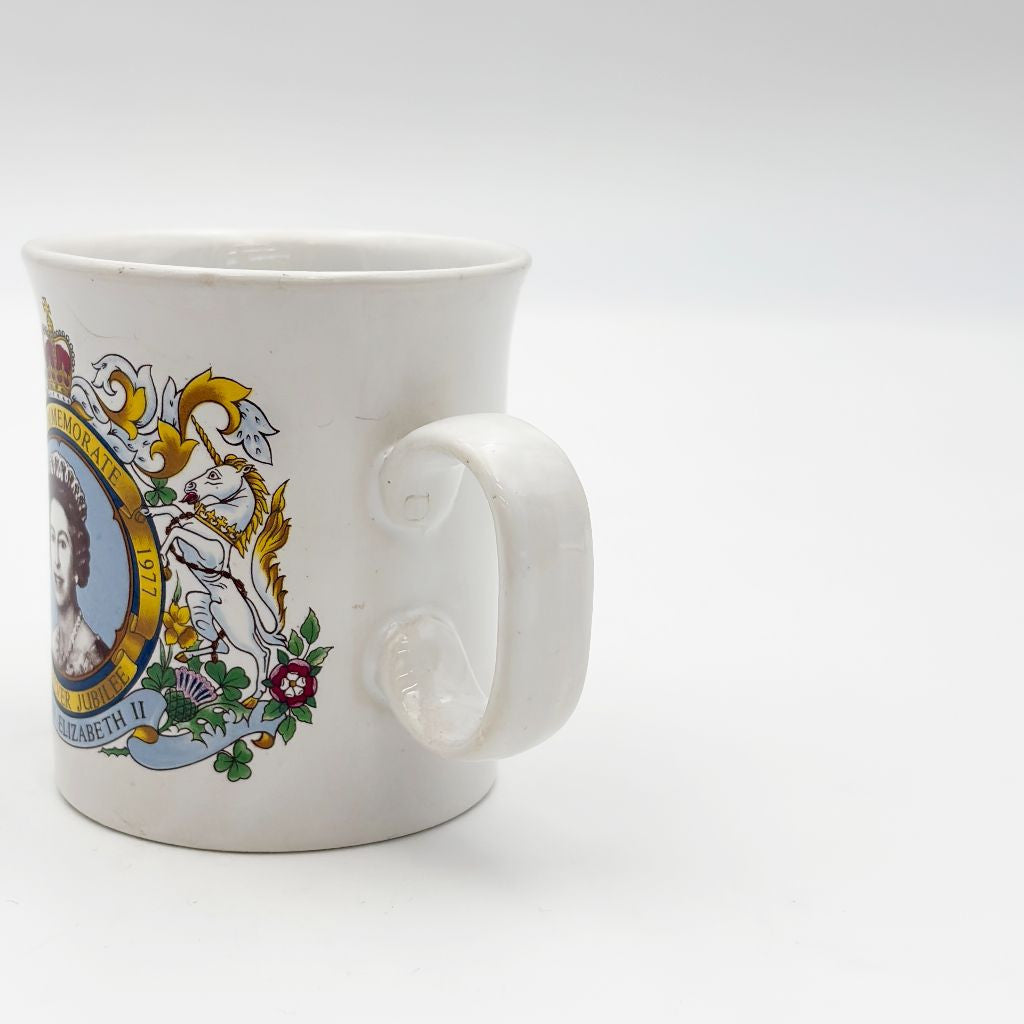 エリザベス女王 シルバージュビリー マグカップ｜rocca rocca