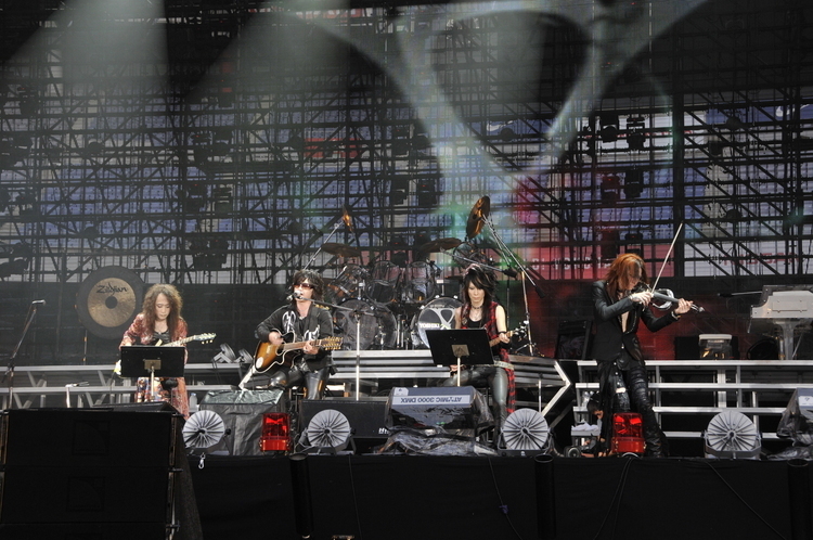 X JAPAN WORLD TOUR Live in YOKOHAMA 超強行突破 七転八起 ～世界に