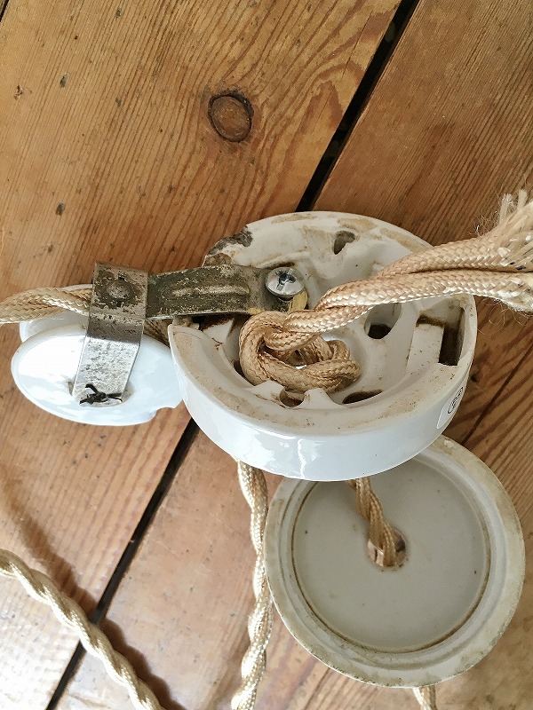 フランス滑車付ペンダントライトはかわいいアンティークネットショップ