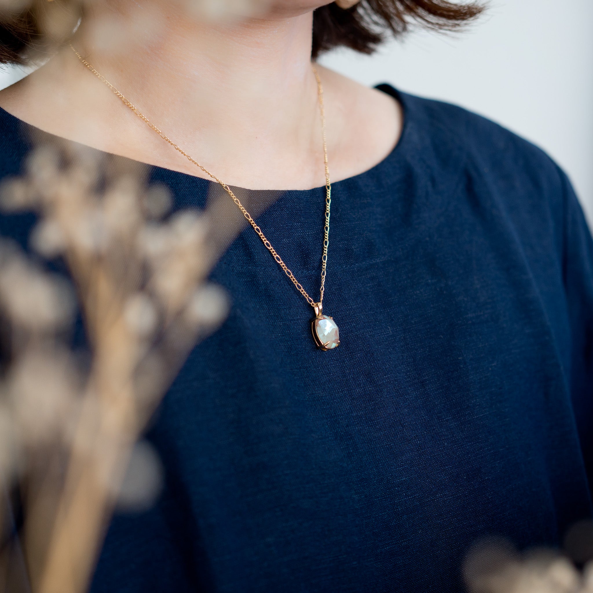 アンティークサフィレットネックレス 14×10ミリ ローズカットサフィレット