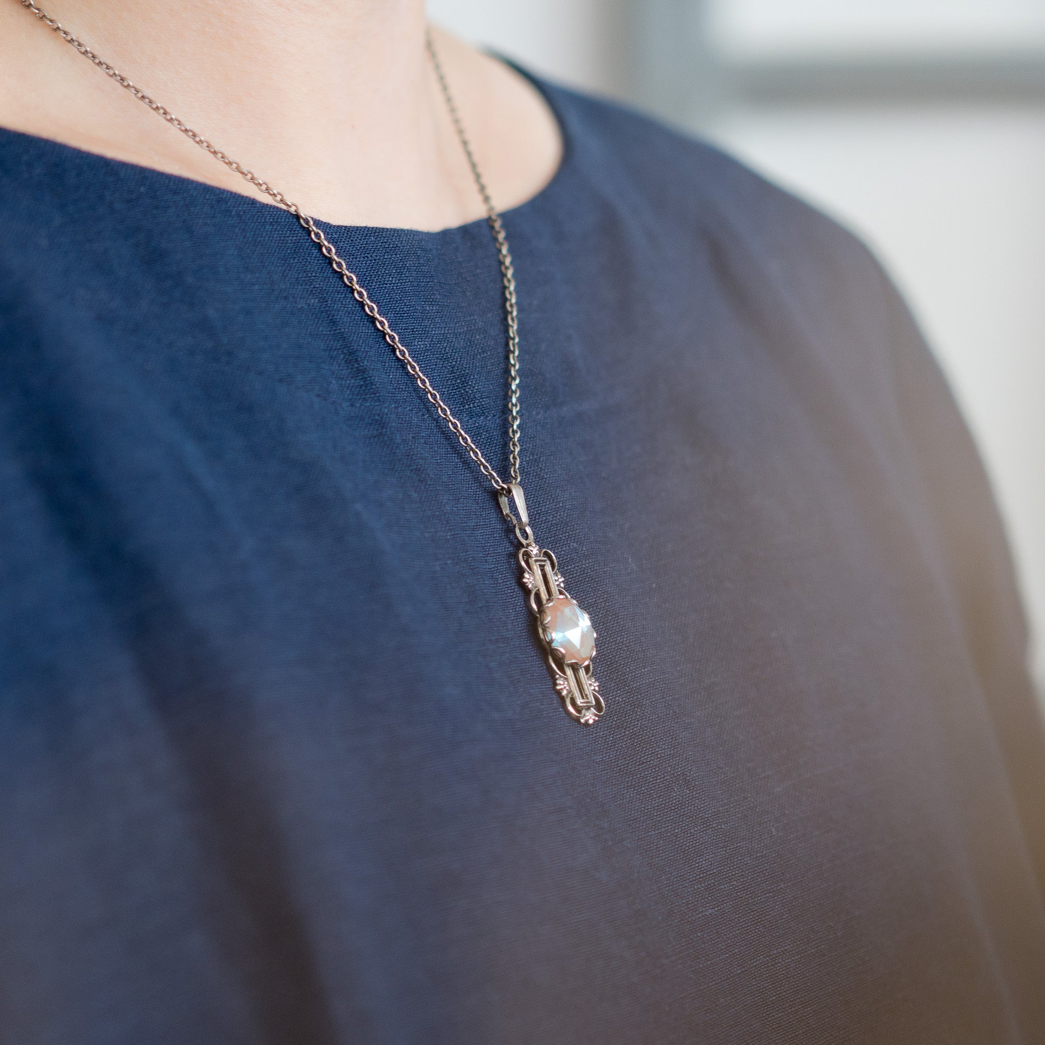 小花のアンティークサフィレットネックレス シルバーペンダント