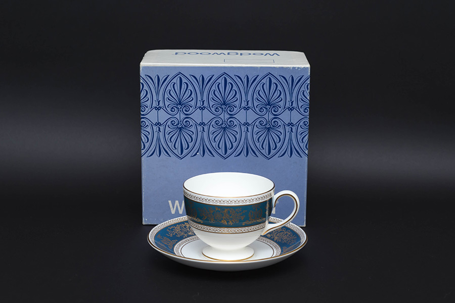 ウェッジウッド コロンビア ブルー＆ゴールド ティーカップ＆ソーサー