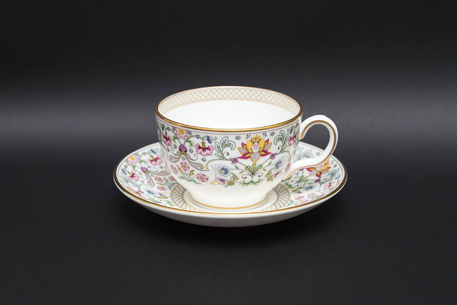 ミントンのハドンホールシリーズまとめ｜ブランド食器買取のセレクターズ