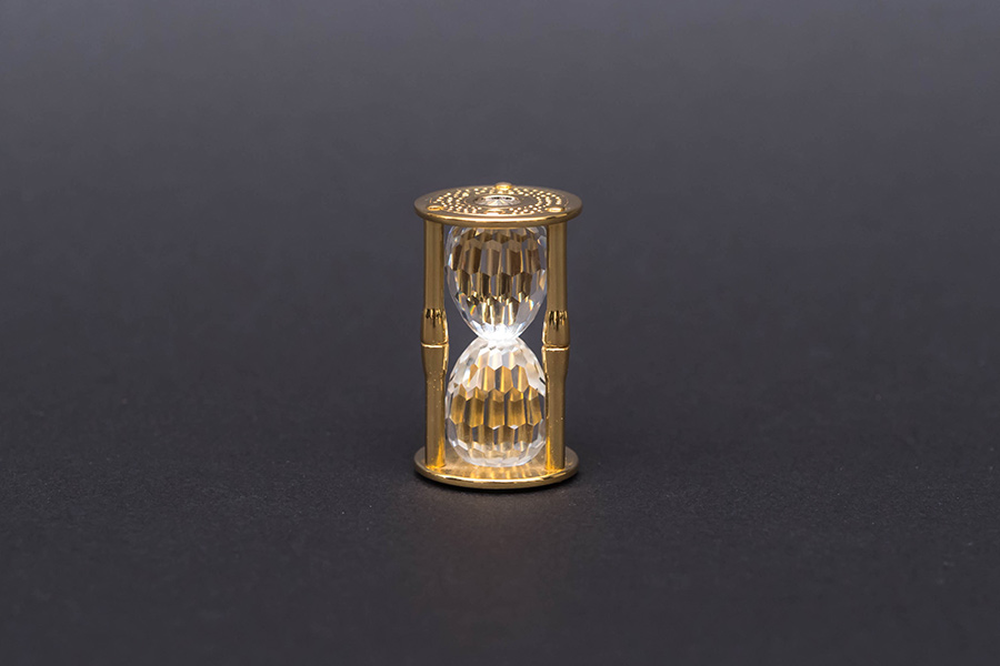 スワロフスキー クリスタル 砂時計を買い取りました｜ブランド食器買取