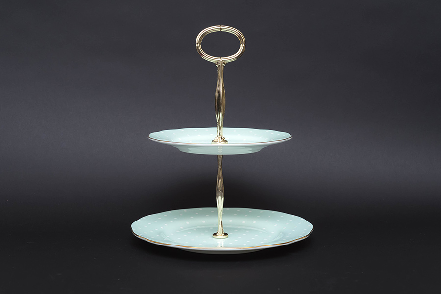 ロイヤル・アルバート ポルカローズ 2段トレイを買い取りました