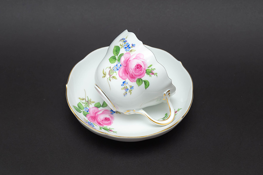 マイセン ピンクローズと忘れな草 兼用カップ＆ソーサーを買い取りまし