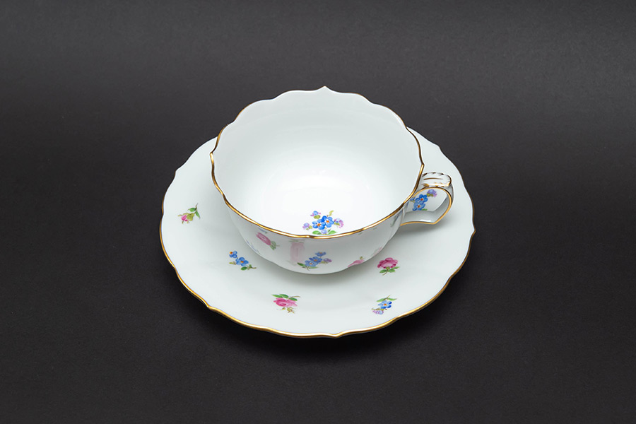 マイセン スキャタードフラワー（ローズ／忘れな草） ティーカップ