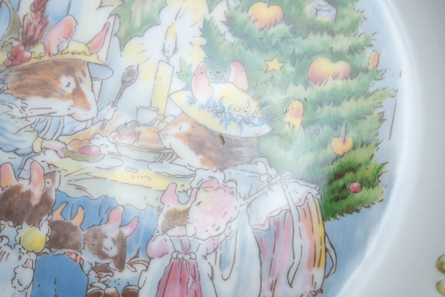 ロイヤル・ドルトン ブランブリーヘッジ メリーミッドウィンター 20cm