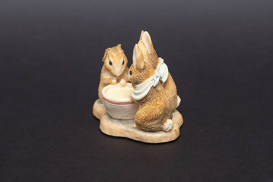 ボーダー・ファイン・アーツ 『ピーターラビット』フロプシー