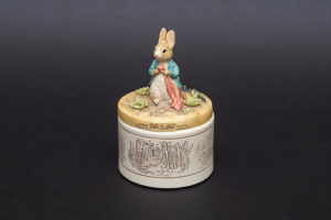 ボーダー・ファイン・アーツ 『ピーターラビット』ピーターの