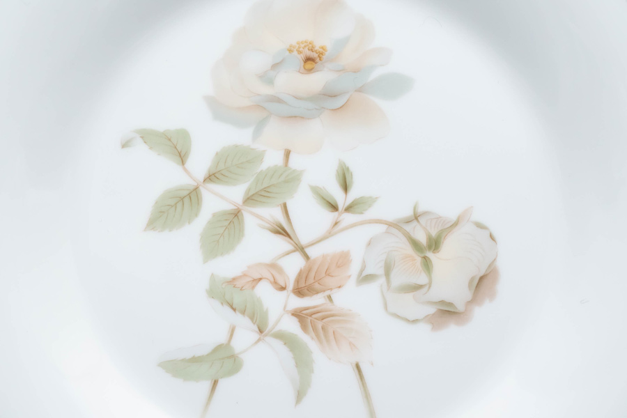 ロイヤル・ドルトン ヨークシャーローズ 17cmプレートを買い取りました