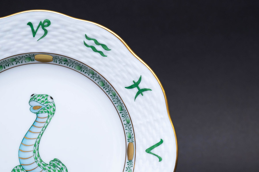 ヘレンド 干支プレート（2001年）「巳（ヘビ）」を買い取りました