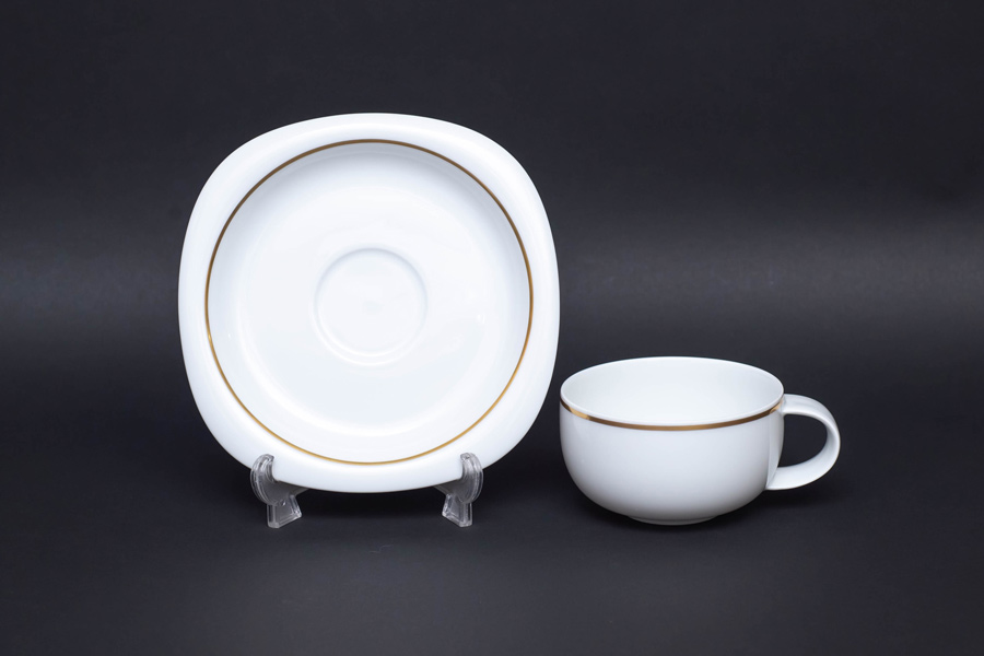 ローゼンタール スオミ（ゴールドライン） ティーカップ＆ソーサーを