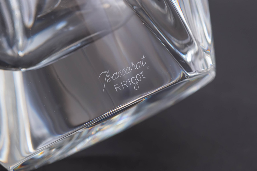 バカラ ジベルニー フラワーベース（22cm）を買い取りました｜ブランド