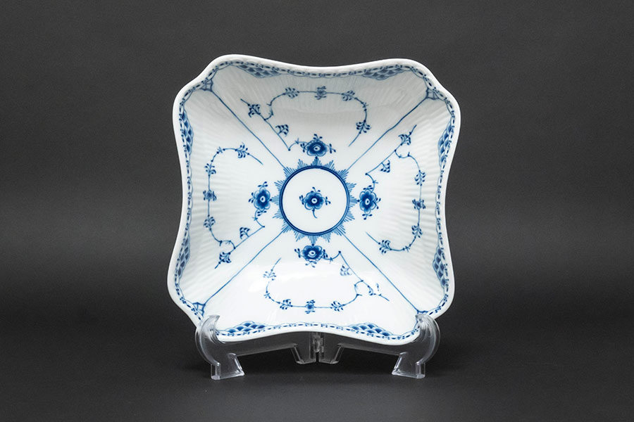 ロイヤル・コペンハーゲン ブルーフルーテッドハーフレース スクエア