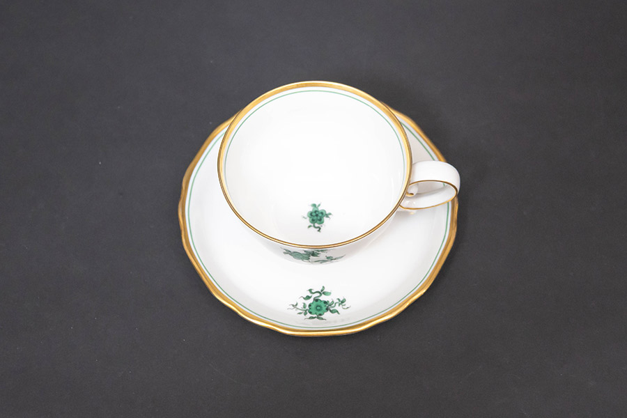 アウガルテン プリンツオイゲン モカカップ＆ソーサーを買い取りました