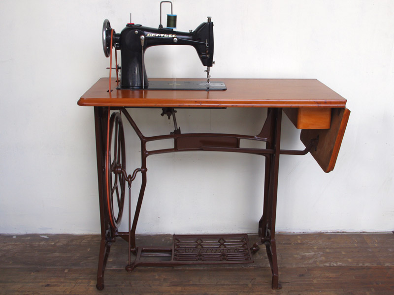 No.508 Brother TA1-B18 ブラザー製 職業用足踏みミシンアンティーク