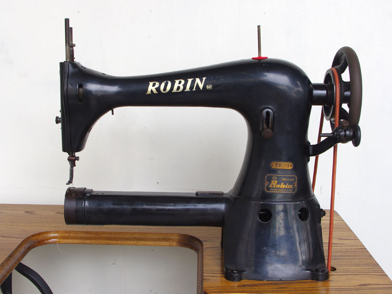 No.188 ROBIN TE-1 大同工業製 腕ミシン 足踏みミシン：アンティーク