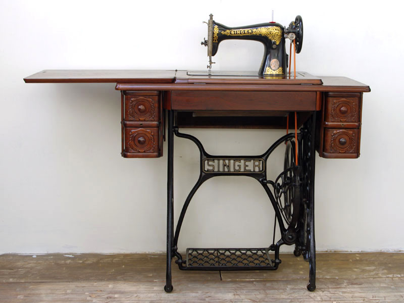 No.307 SINGER 15 シンガー製 家庭用足踏みミシン：アンティークミシン