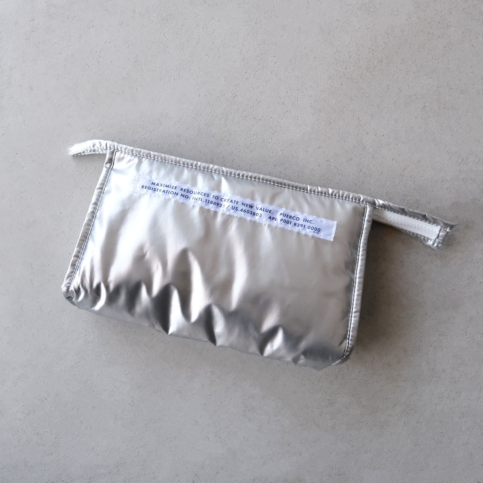 PUEBCO - Space Style Pouch -ポーチ-（Silver / シルバー） | STACK STORE
