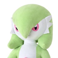 約160cmの等身大「サーナイト」ぬいぐるみがインパクト抜群！腕と脚を