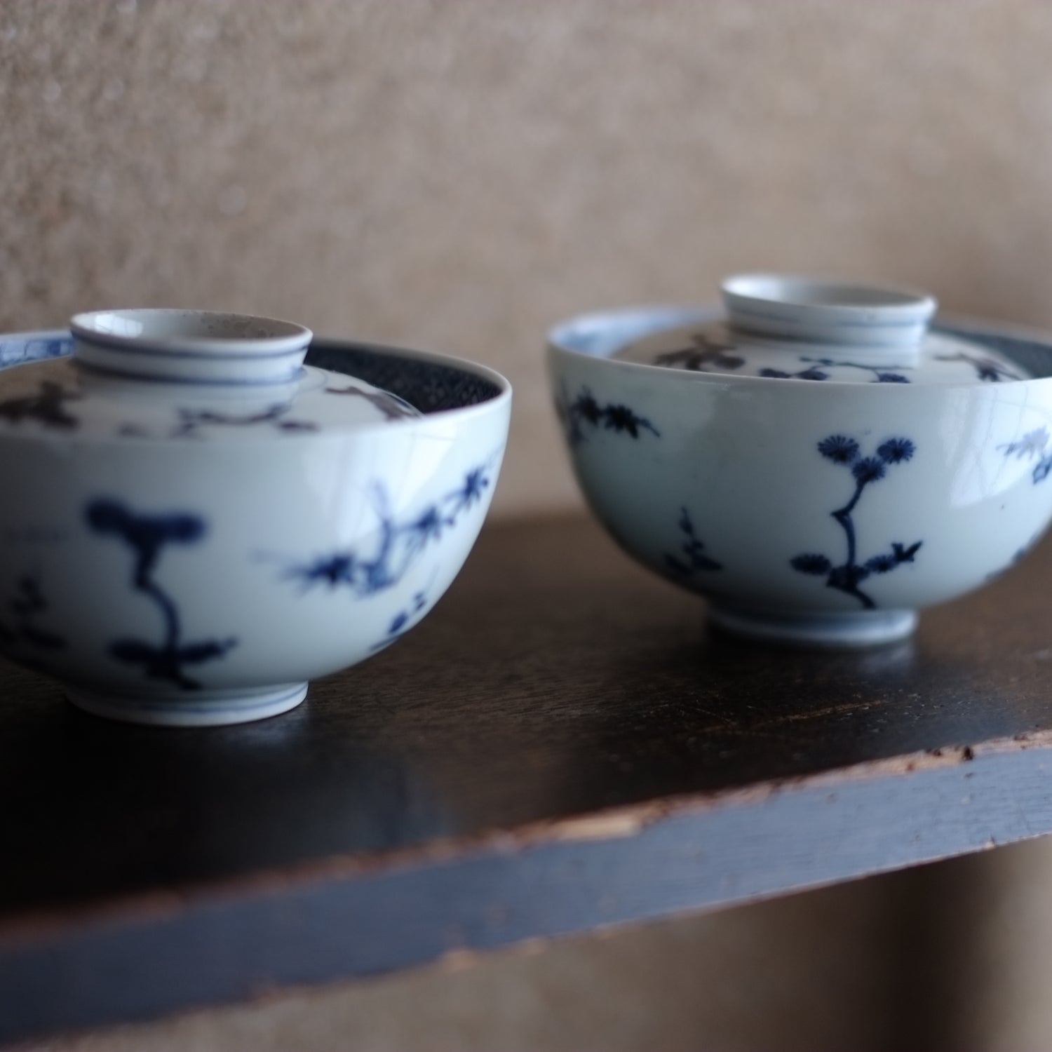 古伊万里 松竹梅文蓋付茶碗(江戸中期頃) – 逢季荘