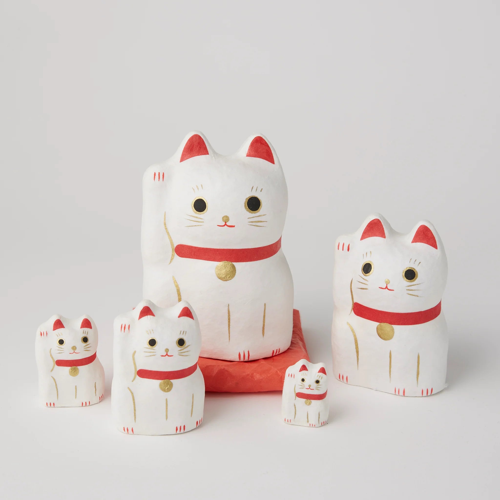 招き猫からお香まで、ハイロックのセレクトアイテムで新たな年に幸せを