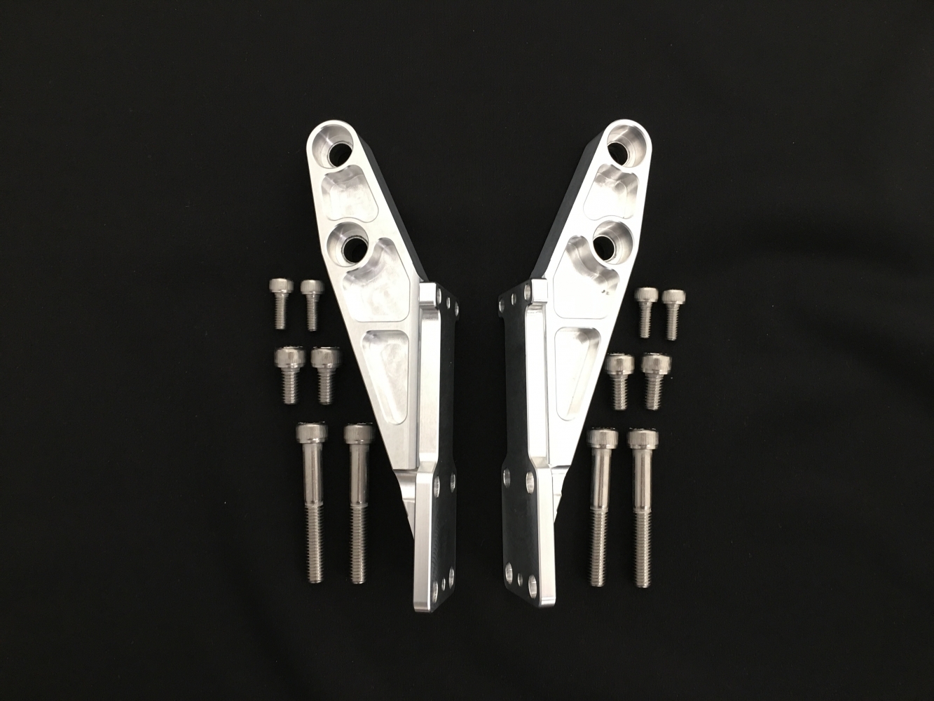 K-FACTORY ONLINE SHOP / オーリンズ倒立フォーク用キャリパーサポート