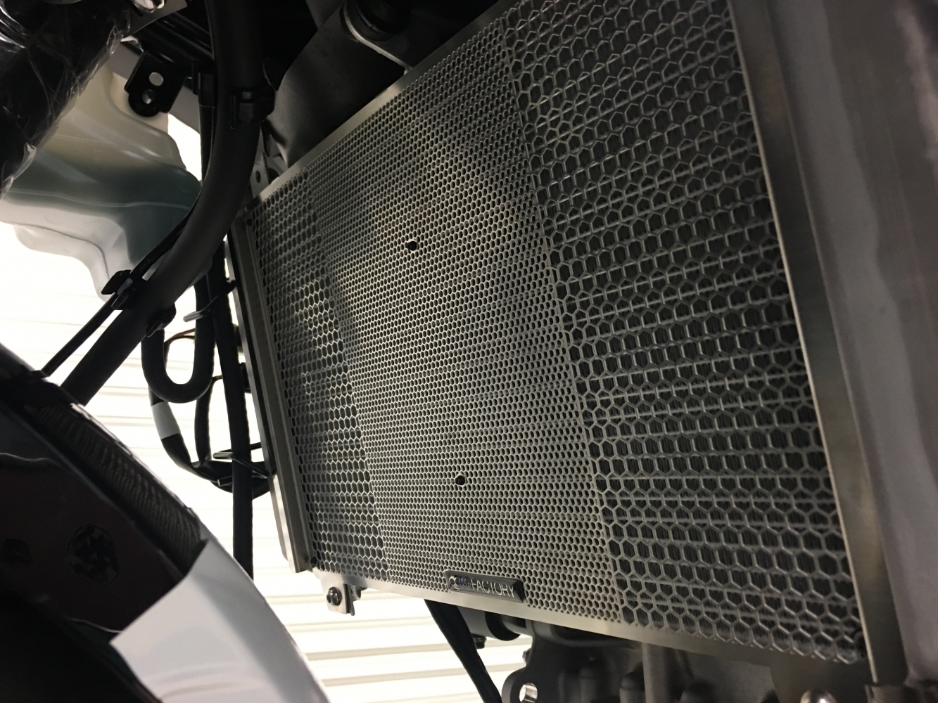 K-FACTORY ONLINE SHOP / ラジエターコアガード(ZX-25R/ZX-4RR)