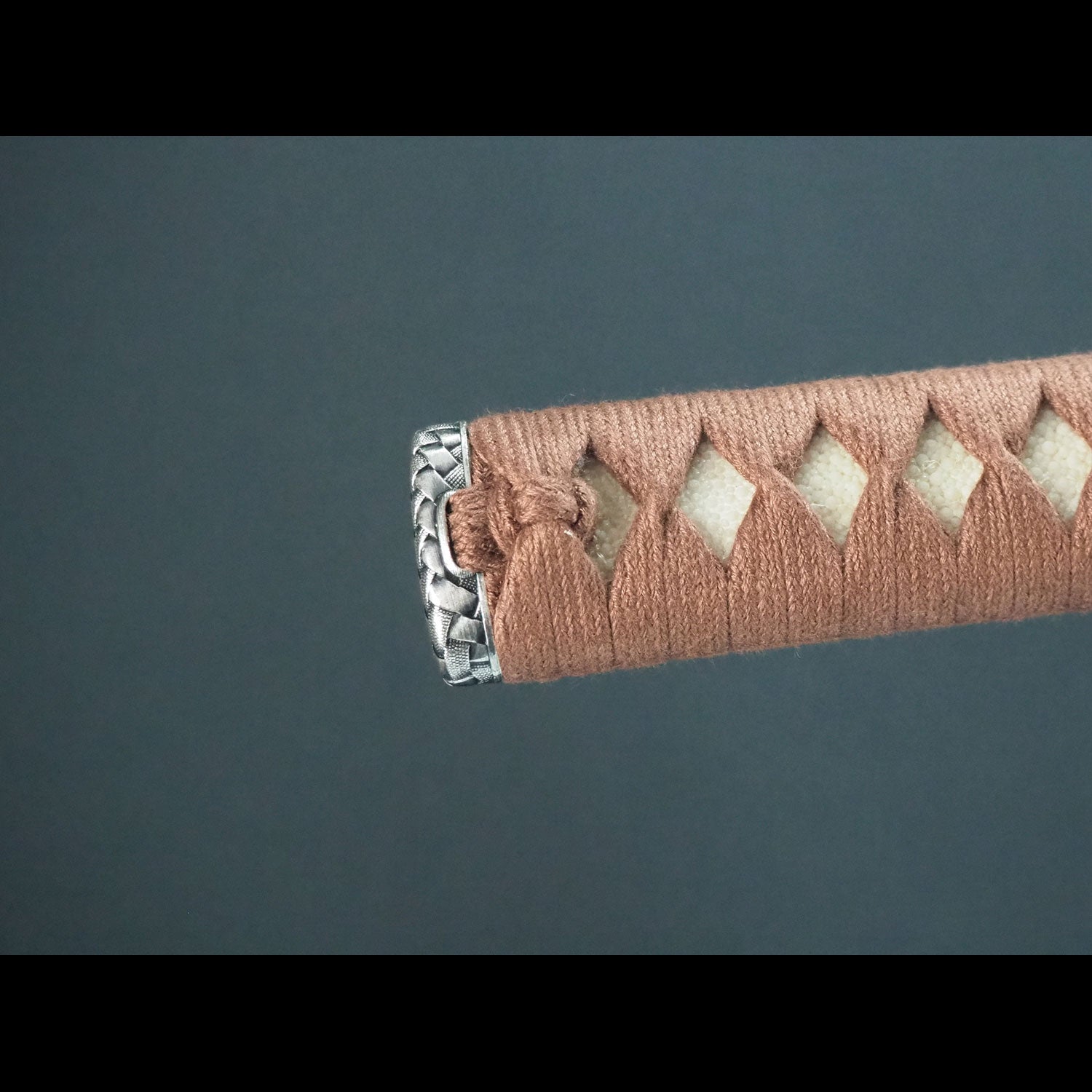 即納品】居合刀 軽量刀身2尺3寸5分、鞘を払って715g｜居合刀の販売 刀