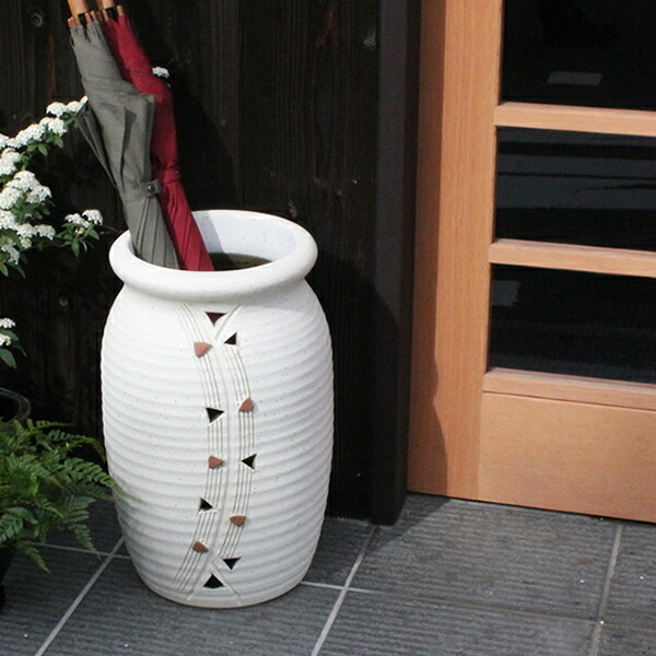 楽天市場】【ポイント10倍】信楽焼 白窯変壷型傘立て 玄関のインテリア