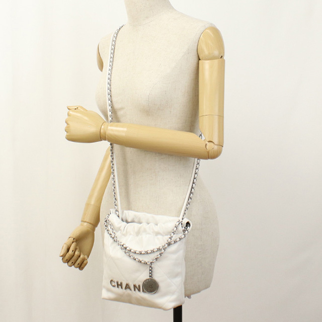 CHANEL（シャネル） 中古 斜め掛け ショルダーバッグ レディース