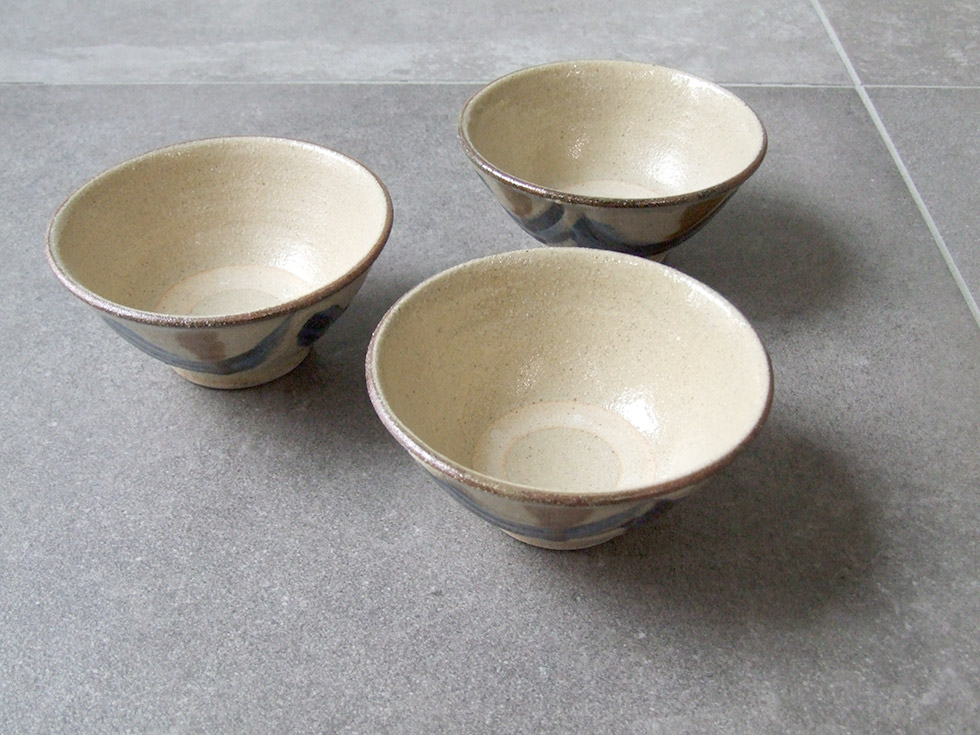 やちむん 民藝 読谷山焼 北窯 宮城正享 4寸マカイ(お茶碗) 重 呉須に飴