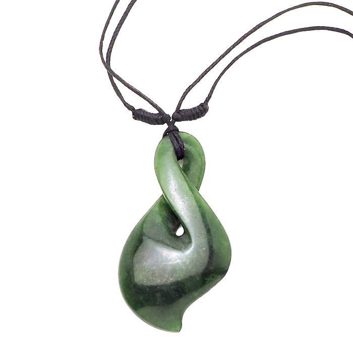 フィッシュフック ジェイドカーヴィング マオリヘイマタウ ネックレス