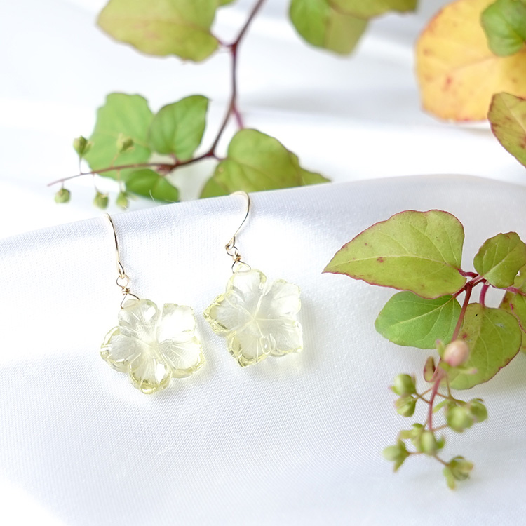 天然石 ピアス K18 18金 レモンクォーツ フラワー 花 フックピアス