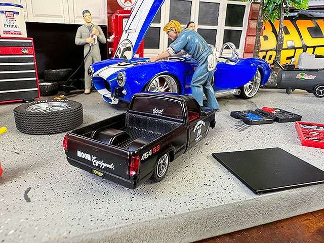 ムーンアイズ限定 M2ミニカー 6600台リミテッドエディション ムーン