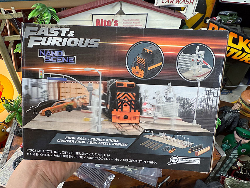 Jada 映画 ワイルドスピード ブライアン VS. ドム 列車レースシーン