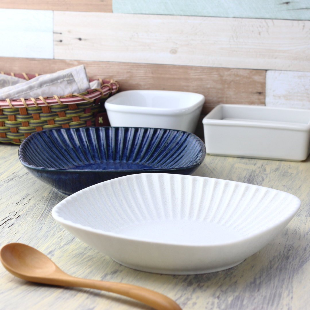 白結晶と窯変紺 正角鉢 19.5cm 日本製 美濃焼 大皿 中皿 和皿 深皿