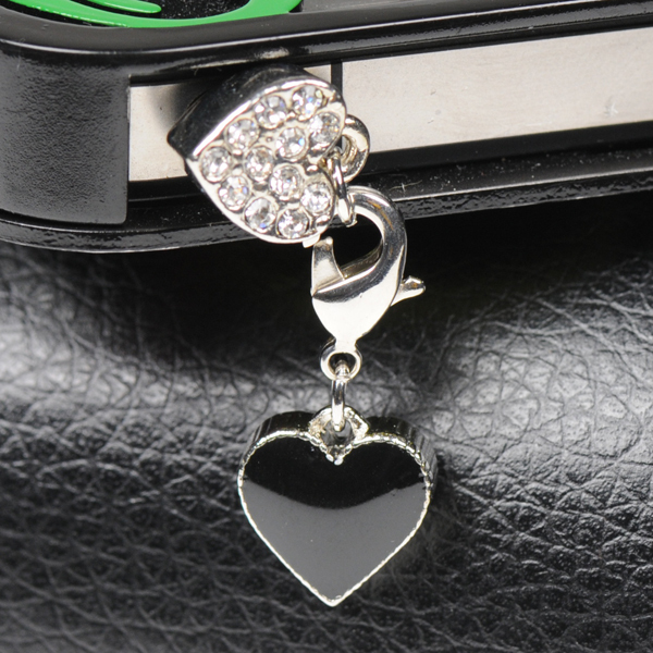 スマートフォン ピアス ストラップ イヤホンジャック アクセサリー