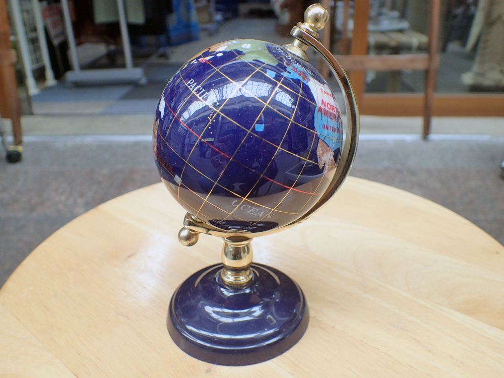 globe_315g_01.jpg