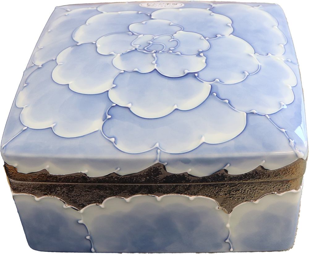 有田焼 文山窯 陶製 ケース 日本製 和風 牡丹 手描き いっちん 13.7cm